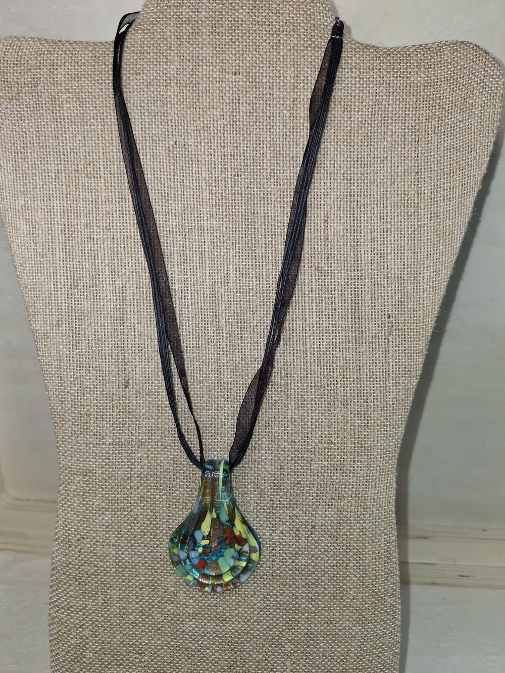 Multicolor Murano-style Glass Pendant Necklace